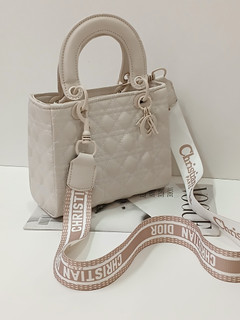 کیف زنانه Dior با کیفیت عالی